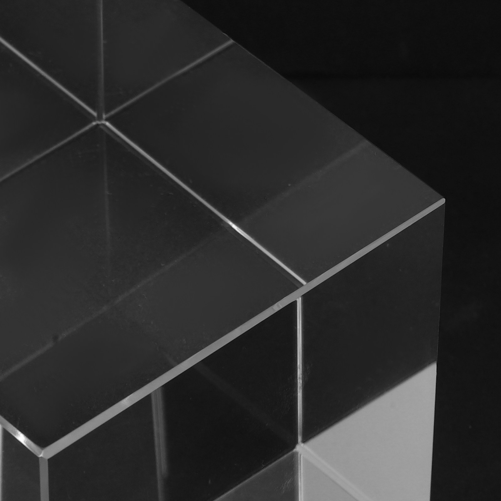 Square Clear Crystal Paperweig - đánh giá và giá Book Weight Glass